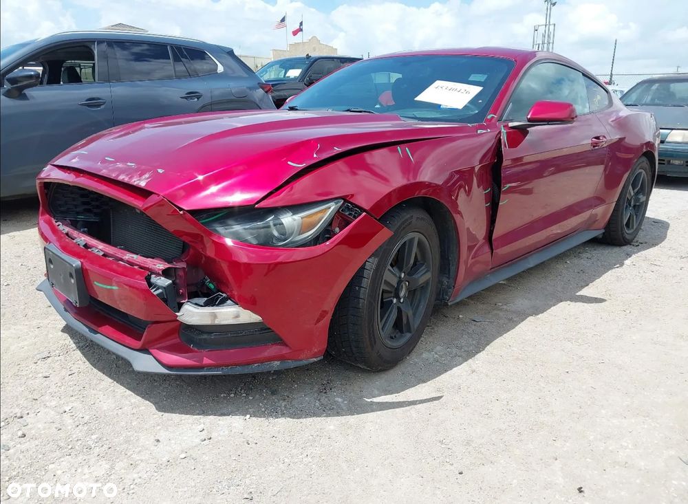 Ford Mustang - 5
