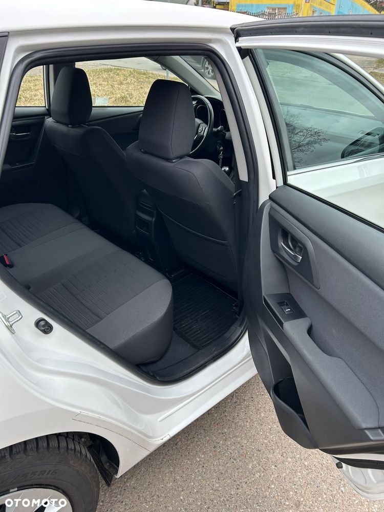 Toyota Auris 1.6 Comfort - 9