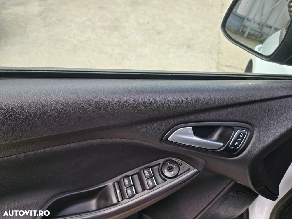 Ford Focus 1.0 EcoBoost Trend - 6