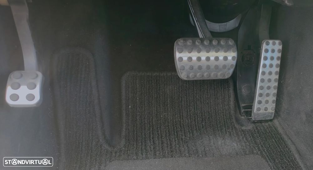 Mercedes-Benz E 220 CDI Auto Avantgarde - 13