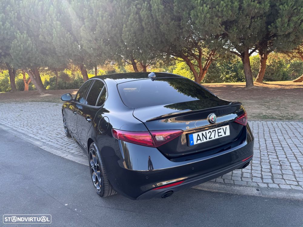 Alfa Romeo Giulia 2.2 D Sprint AT8 - 15