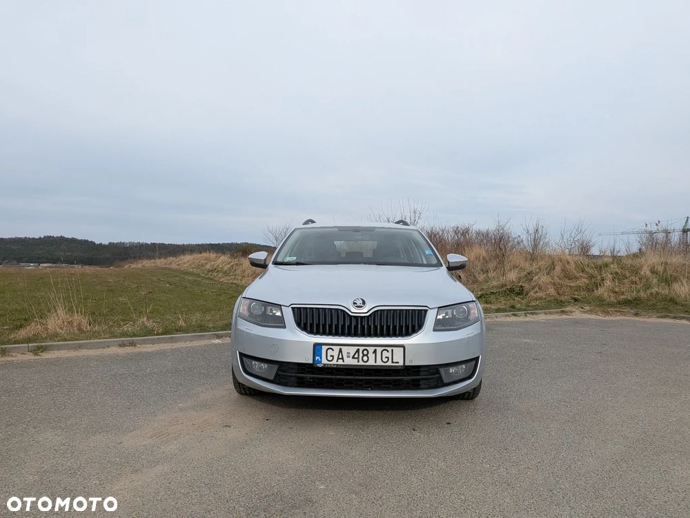 Skoda Octavia 1.6 TDI Ambition DSG - 1