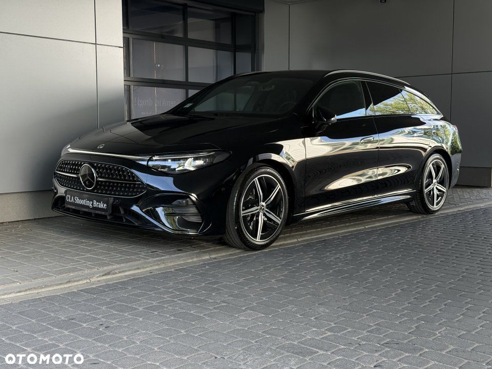 Mercedes-Benz CLA - 1