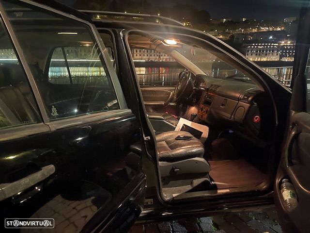 Mercedes-Benz ML 270 - 14