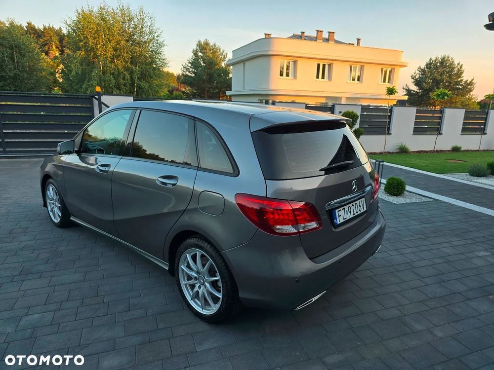 Mercedes-Benz Klasa B 250 7G-DCT Edition - 9