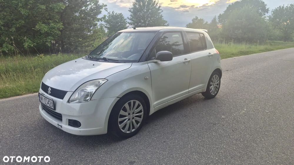 Suzuki Swift 1.3 DDiS GLX / Comfort - 2