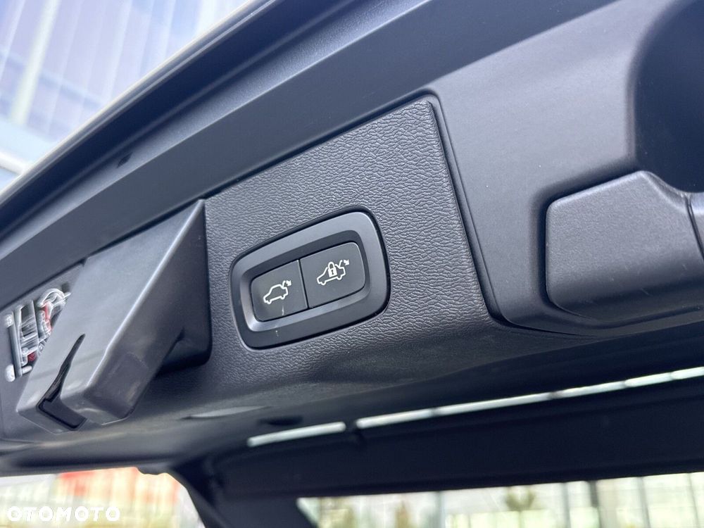 Volvo XC 60 - 33