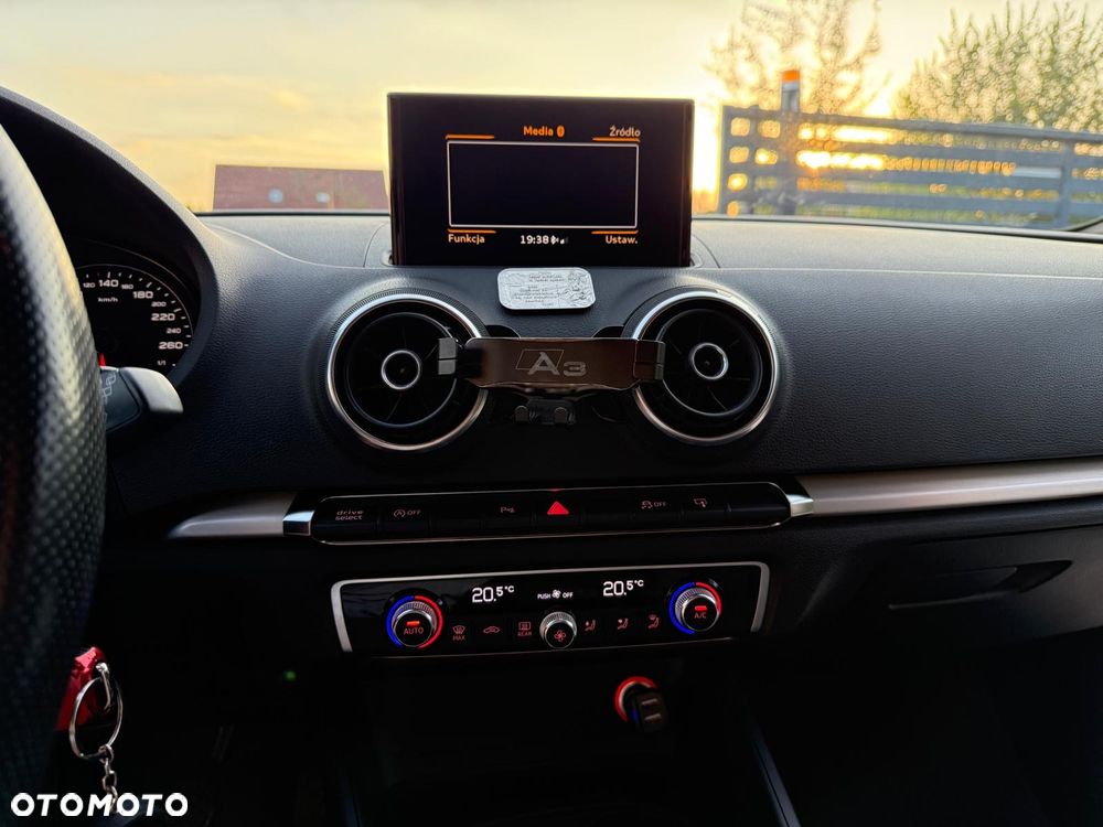 Audi A3 3-drzwiowe 2.0 TDI Ambition - 22