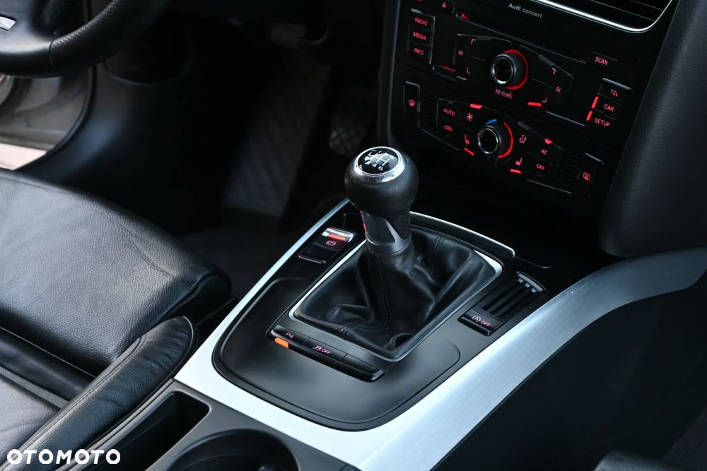 Audi A4 Limousine 2.0 TFSI S line Sportpaket (plus) - 30