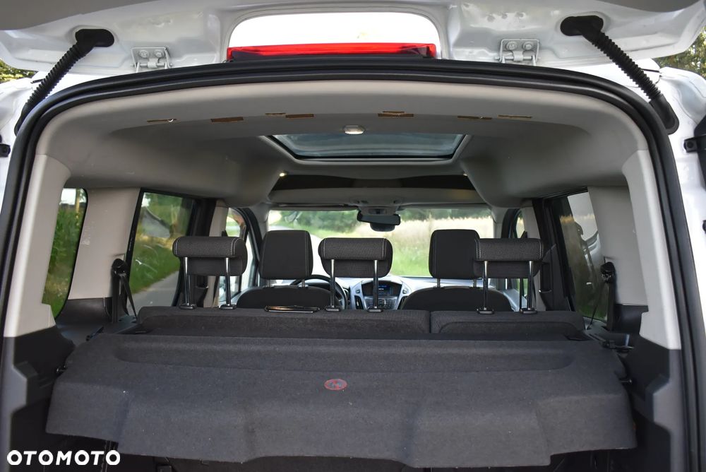 Ford Tourneo Connect 1.6 TDCi Titanium - 24