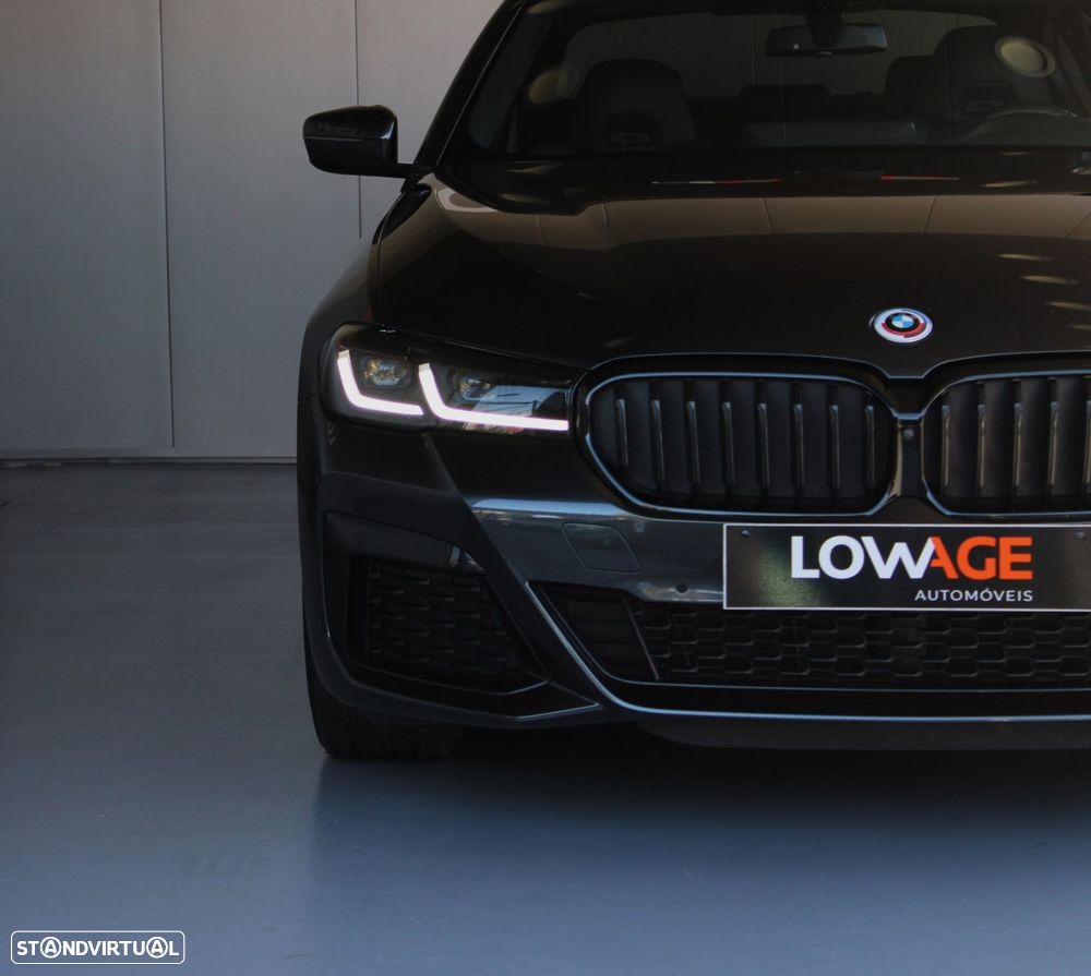 BMW 530 e Pack 50 anos M - 34