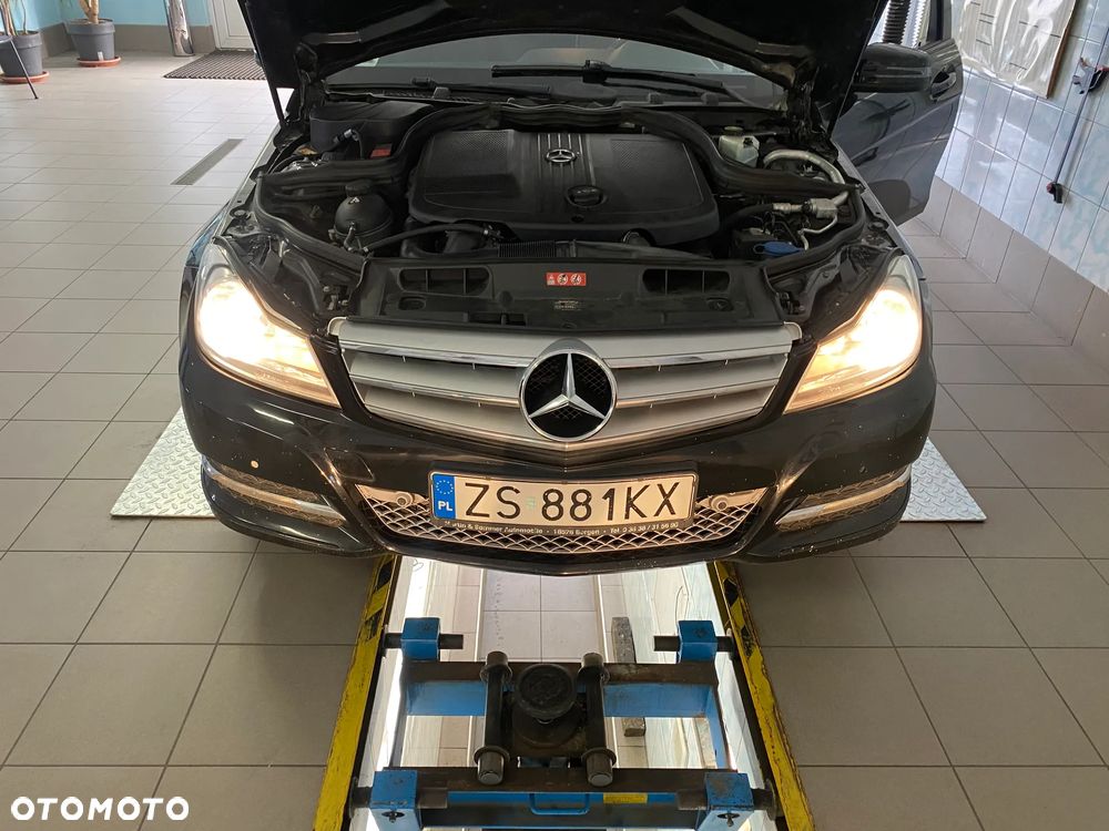 Mercedes-Benz Klasa C 220 CDI 7G-TRONIC Avantgarde Edition - 11