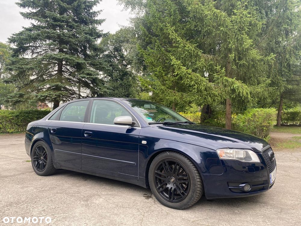 Audi A4 Limousine - 10