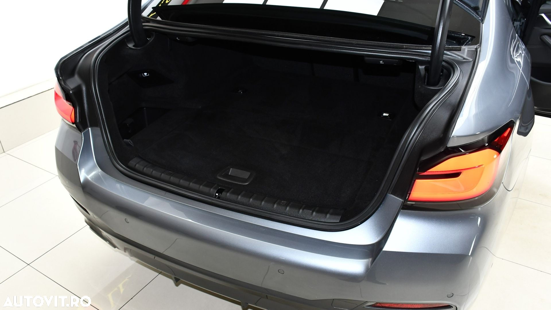 BMW Seria 5 545e xDrive Aut. M Sport Edition - 27