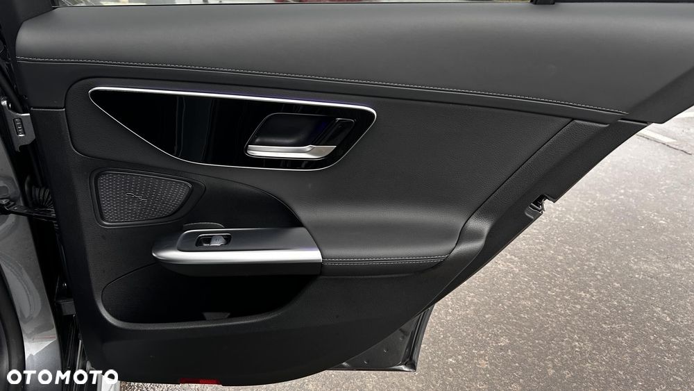 Mercedes-Benz Klasa C - 28
