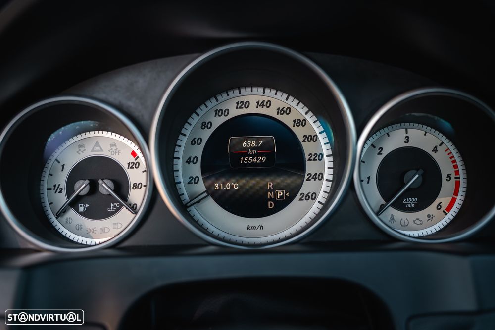 Mercedes-Benz E 250 d 9G-TRONIC Sport Edition - 31