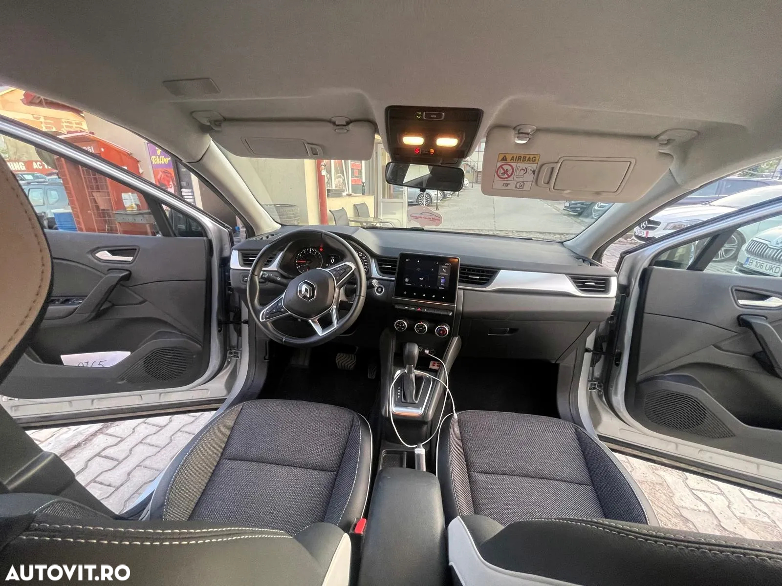 Renault Captur TCe Mild Hybrid 140 EDC GPF TECHNO - 6