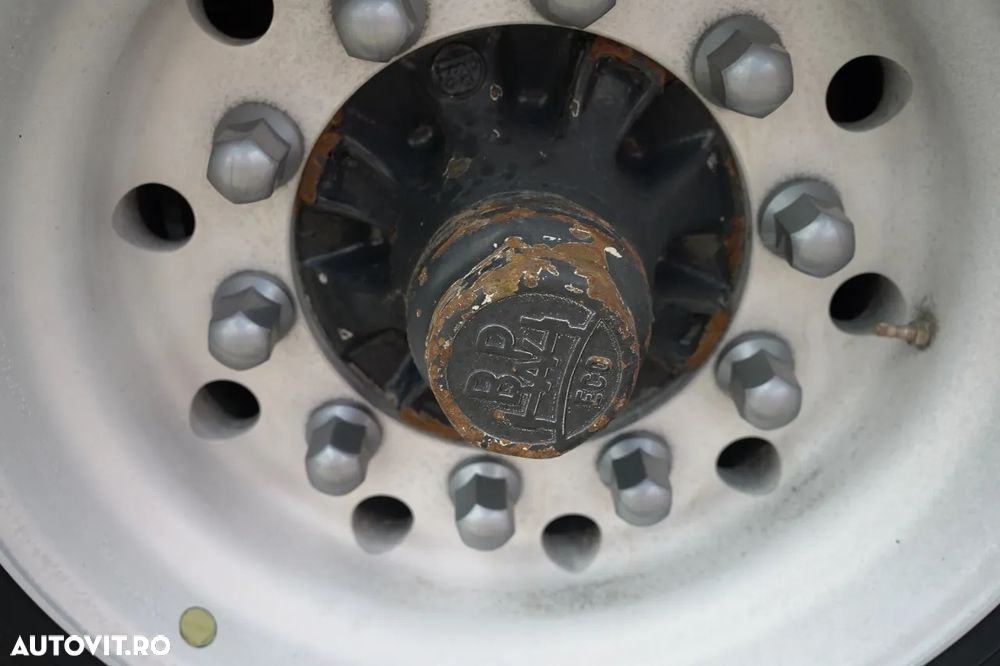 Feldbinder REMORCA CIMENT / 3 CAMERĂ / 36.000 L / SILOC / PENTRU MATERIALE VRAC / JANTE DIN ALIAJ - 19