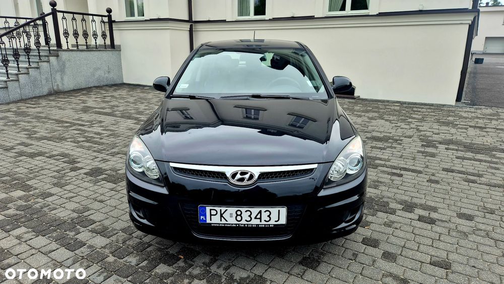 Hyundai i30 1.4 Classic + - 9