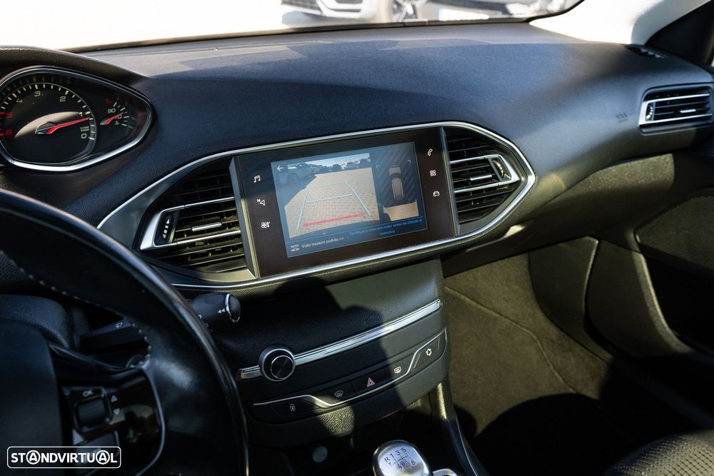 Peugeot 308 SW 1.5 BlueHDi Allure - 19