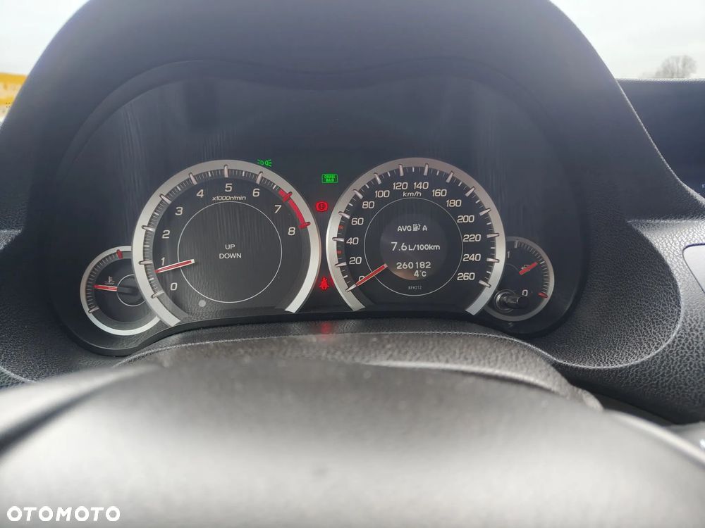 Honda Accord 2.0 Executive - 7