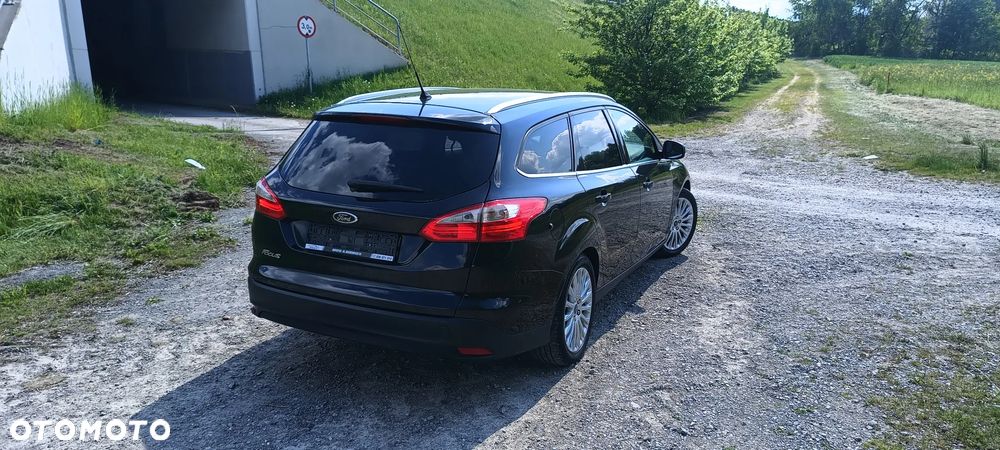 Ford Focus 1.6 FF Titanium - 14