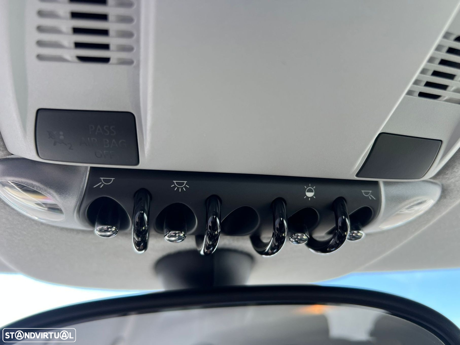 MINI 3 Portas - 24