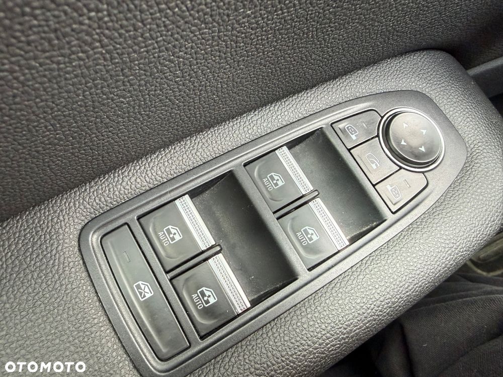 Renault Captur - 15