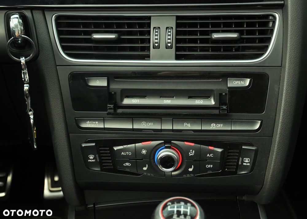 Audi A5 Cabrio 2.0 TDI DPF (clean diesel) quattro - 18