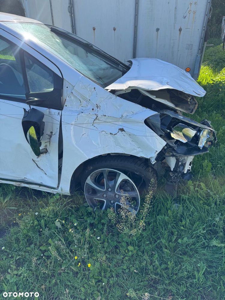 Toyota Yaris - 3