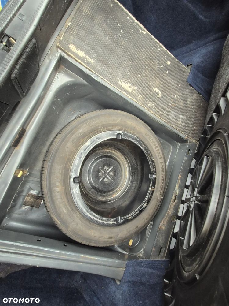 Mercedes-Benz W124 (1984-1993) - 12