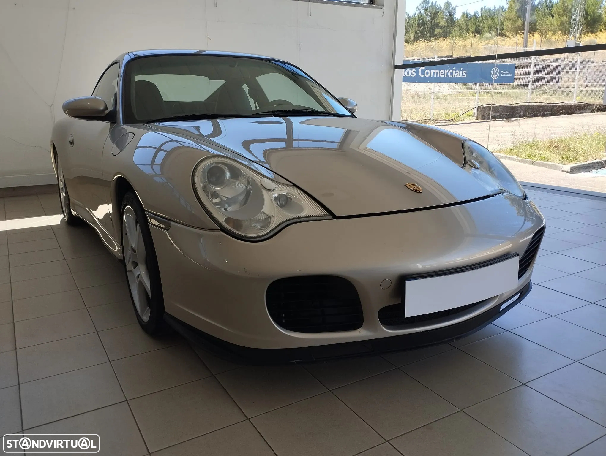 Porsche 911 (996) Carrera 4 S - 2