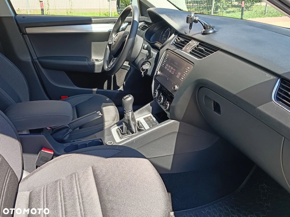 Skoda Octavia 1.6 TDI SCR Ambition - 17