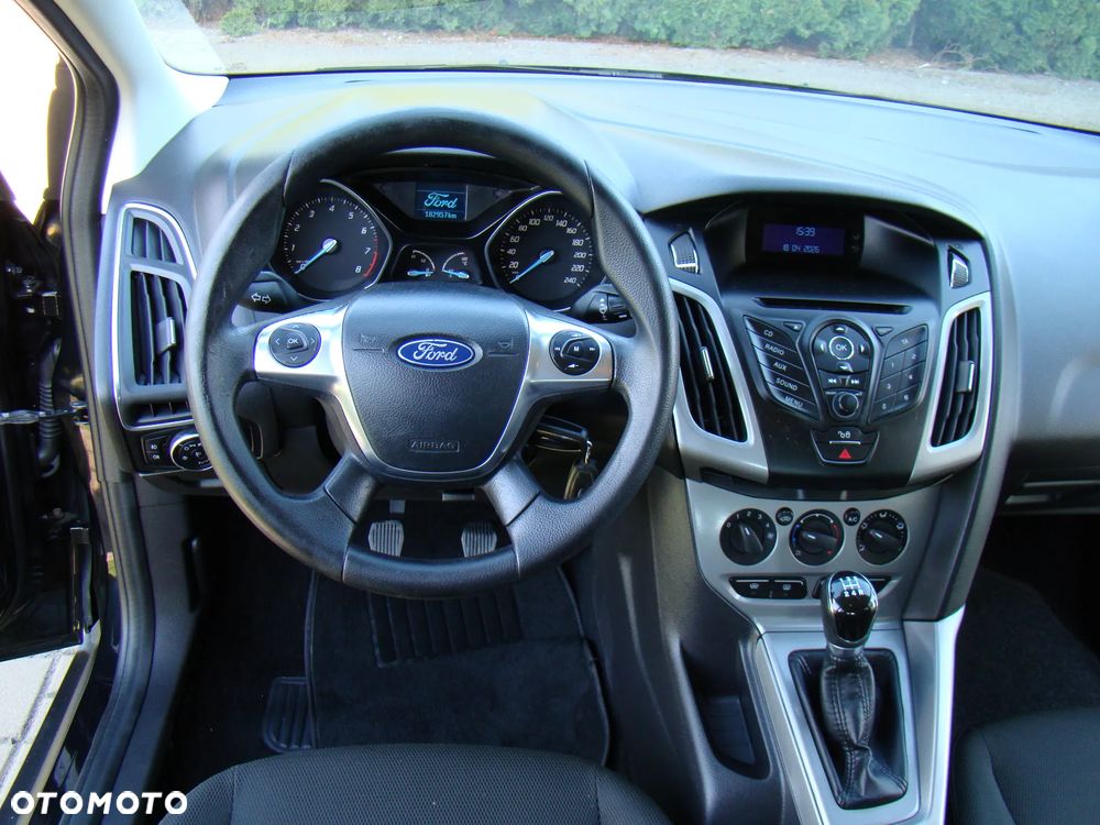Ford Focus - 19