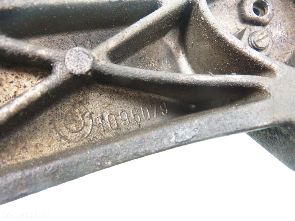ŁAPA PODUSZKA SILNIKA BMW E39 3.0D 1096079 - 5