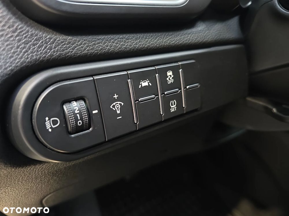 Kia XCeed 1.4 T-GDI M - 13