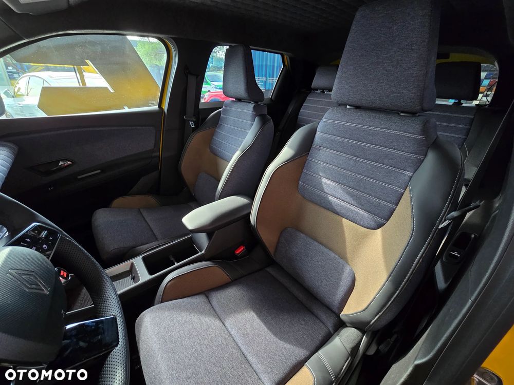 Renault 5 52kWh Comfort Range Techno - 9