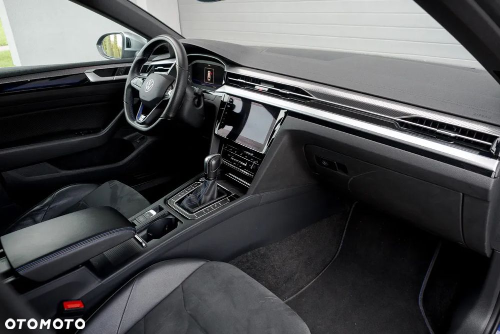 Volkswagen Arteon Shooting Brake 2.0 TSI 4Motion R DSG - 32