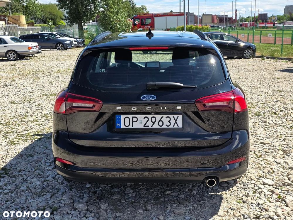 Ford Focus 1.5 EcoBlue Start-Stopp-System COOL&CONNECT - 10