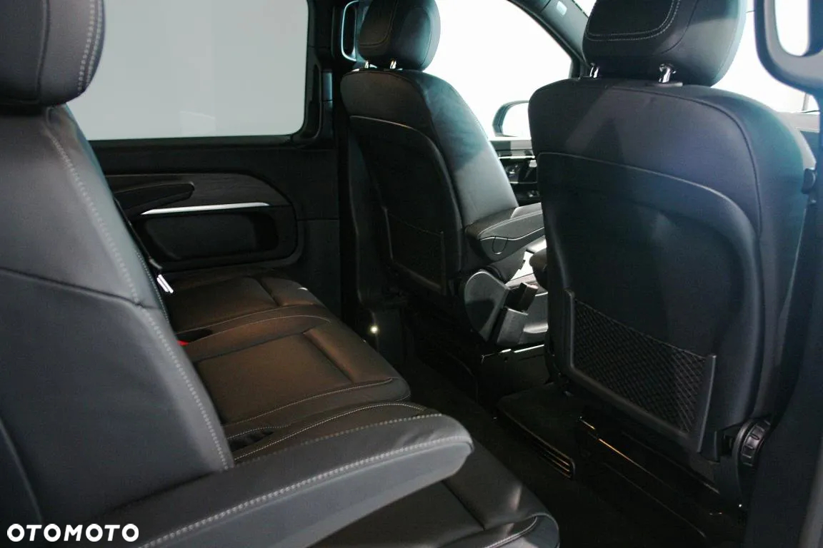 Mercedes-Benz Klasa V 300 d extralang 9G-TRONIC Avantgarde - 29