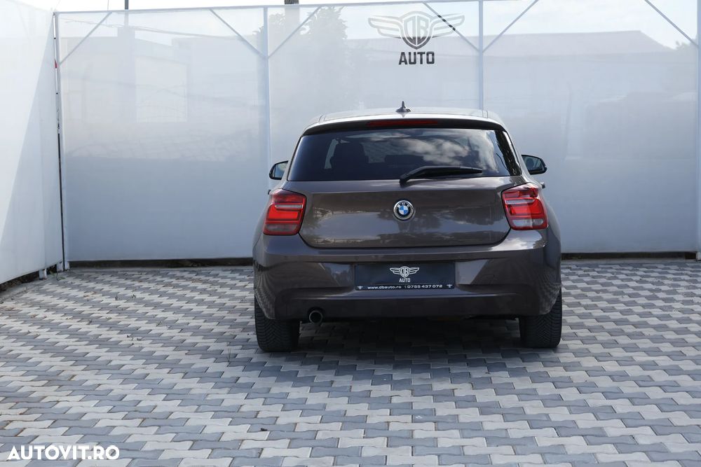 BMW Seria 1 120d - 4