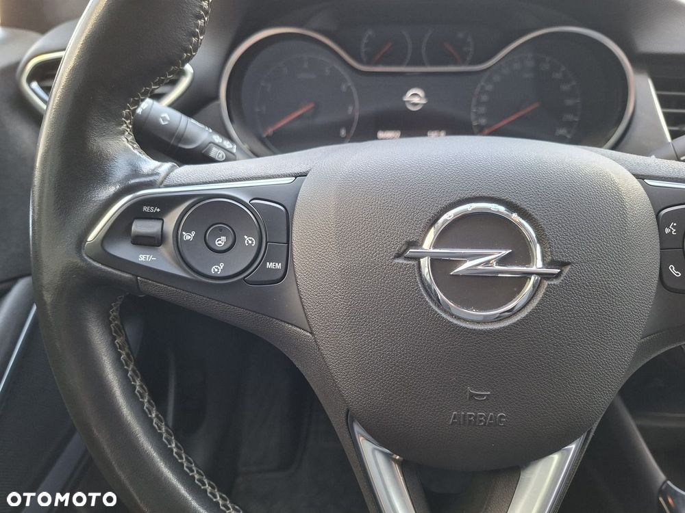 Opel Crossland - 24