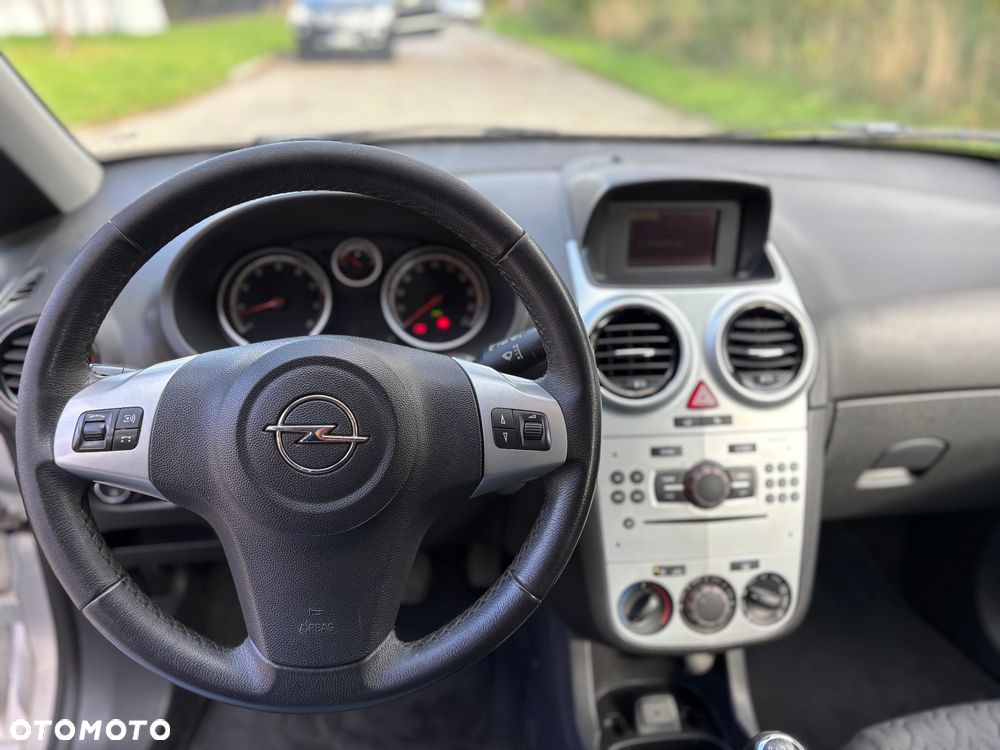 Opel Corsa - 11