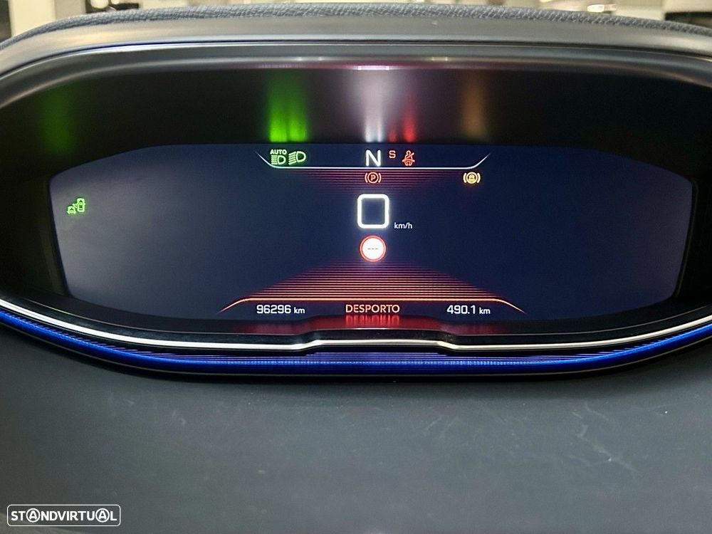 Peugeot 5008 1.2 PureTech Allure EAT8 - 10