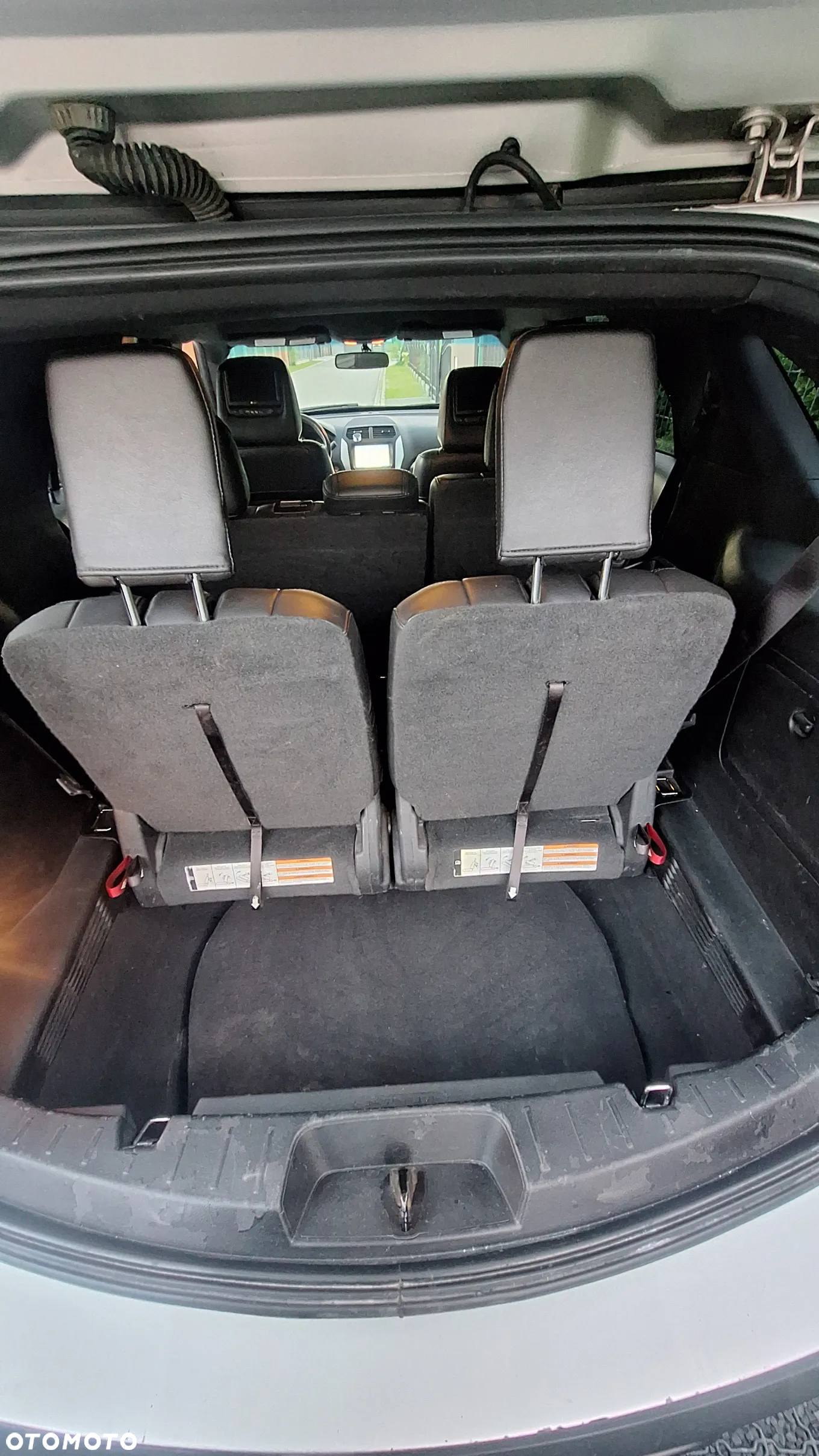 Ford Explorer - 20