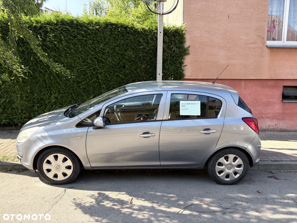 Opel Corsa 1.2 16V Enjoy - 1