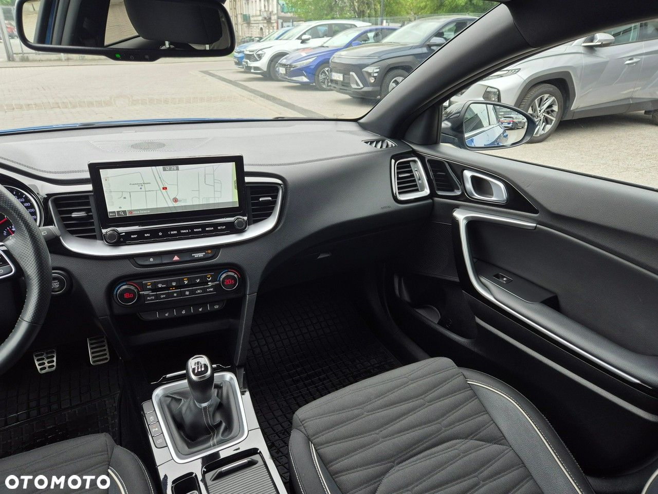 Kia ProCeed - 11