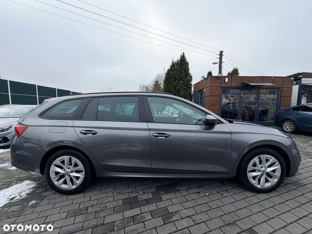 Skoda Octavia 2.0 TDI Ambition - 6
