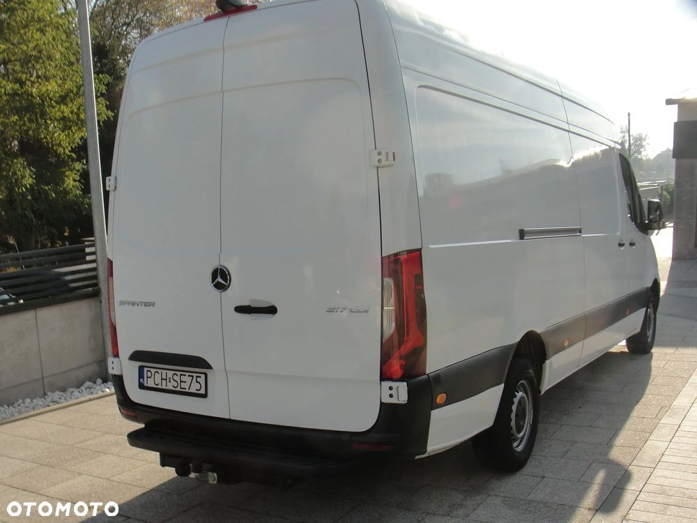 Mercedes-Benz Sprinter - 3