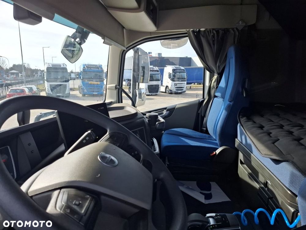 Volvo Najem na 12 miesięcy! - 9